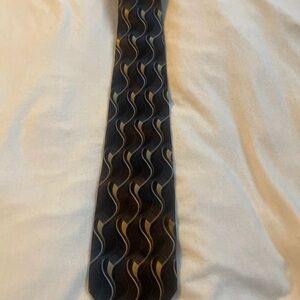Stylish Patterned Tie